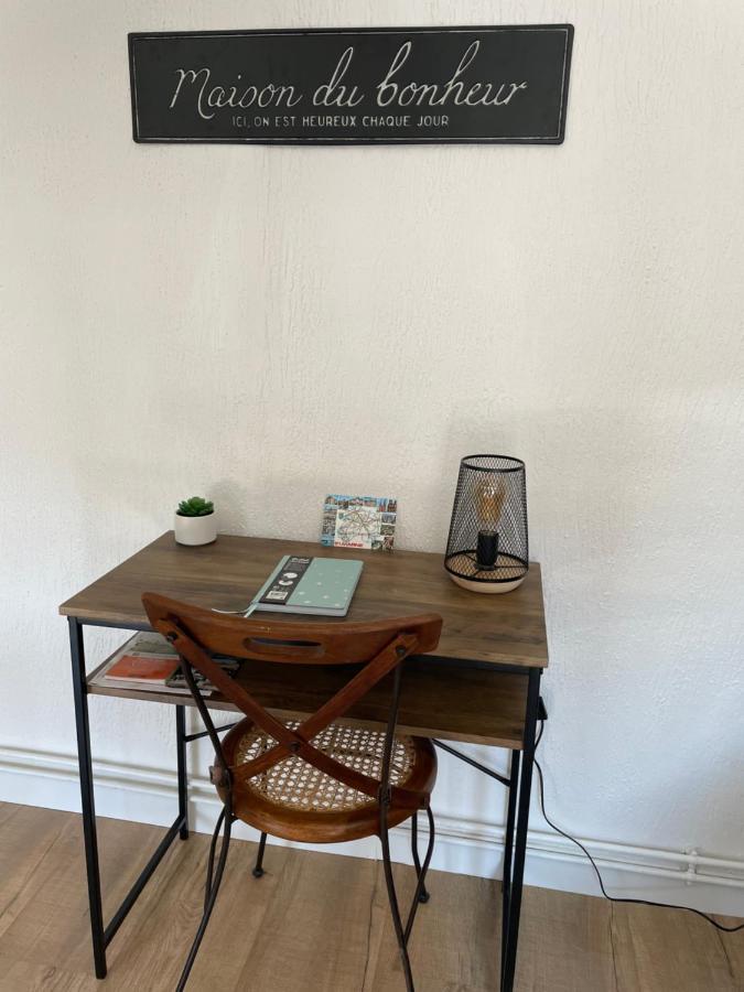 Un Cocon Au Coeur De La Champagne Avec Parking Apartment Epernay Luaran gambar
